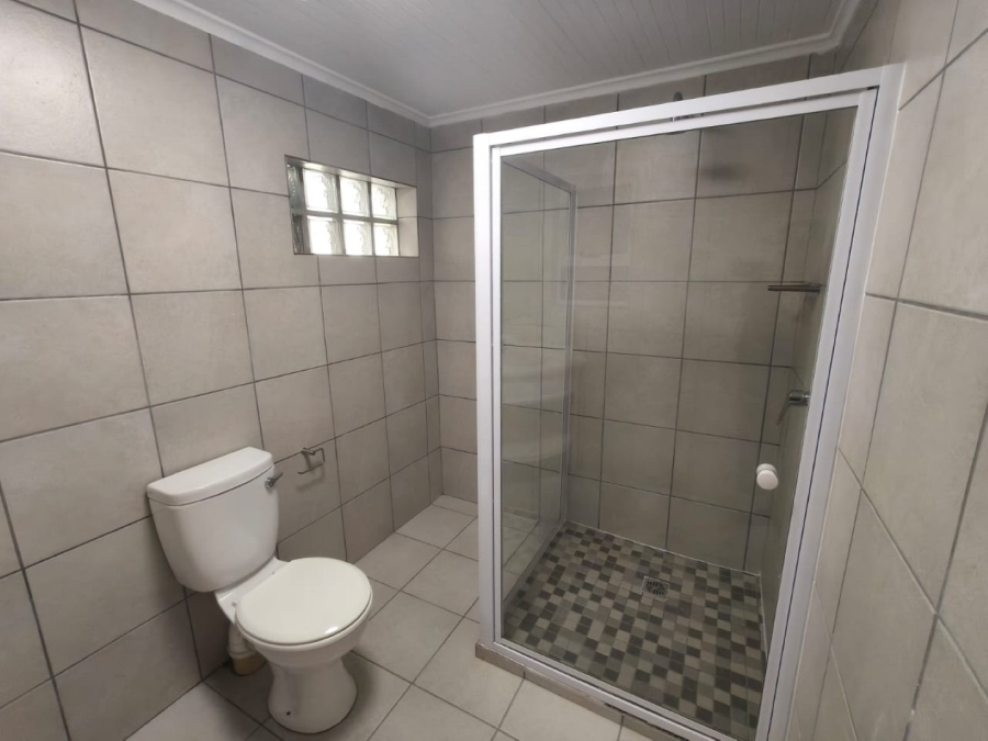 To Let 1 Bedroom Property for Rent in Westcliff Western Cape